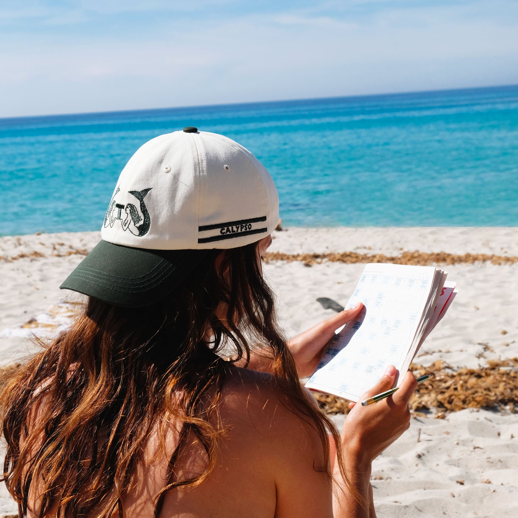 Comment laver une casquette en coton sans l'abîmer : le guide officiel TAFANELLI 2026 (méthodes, étapes, erreurs à éviter)